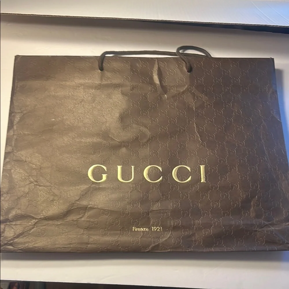 Gucci ⚜️ Brown Shopping Bag Brown and Gold Gear for Gifts Parties